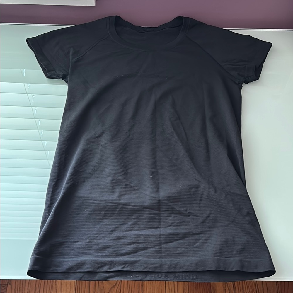 Lululemon Swiftly Tech Short Sleeve Crew Black